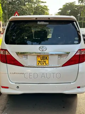 Toyota Alphard 2010 White