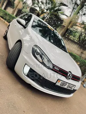 Volkswagen Golf GTI 2012 White