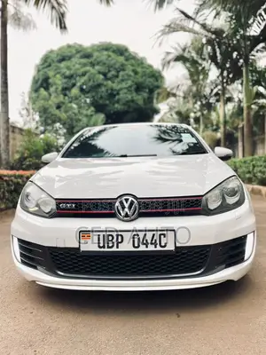 Volkswagen Golf GTI 2012 White
