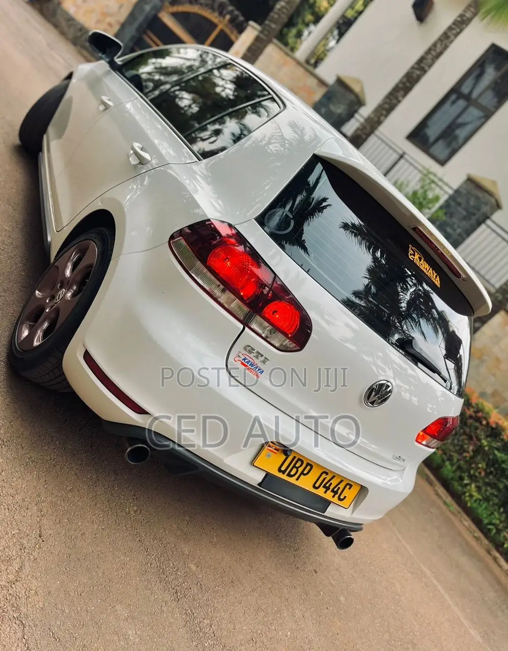 Volkswagen Golf GTI 2012 White