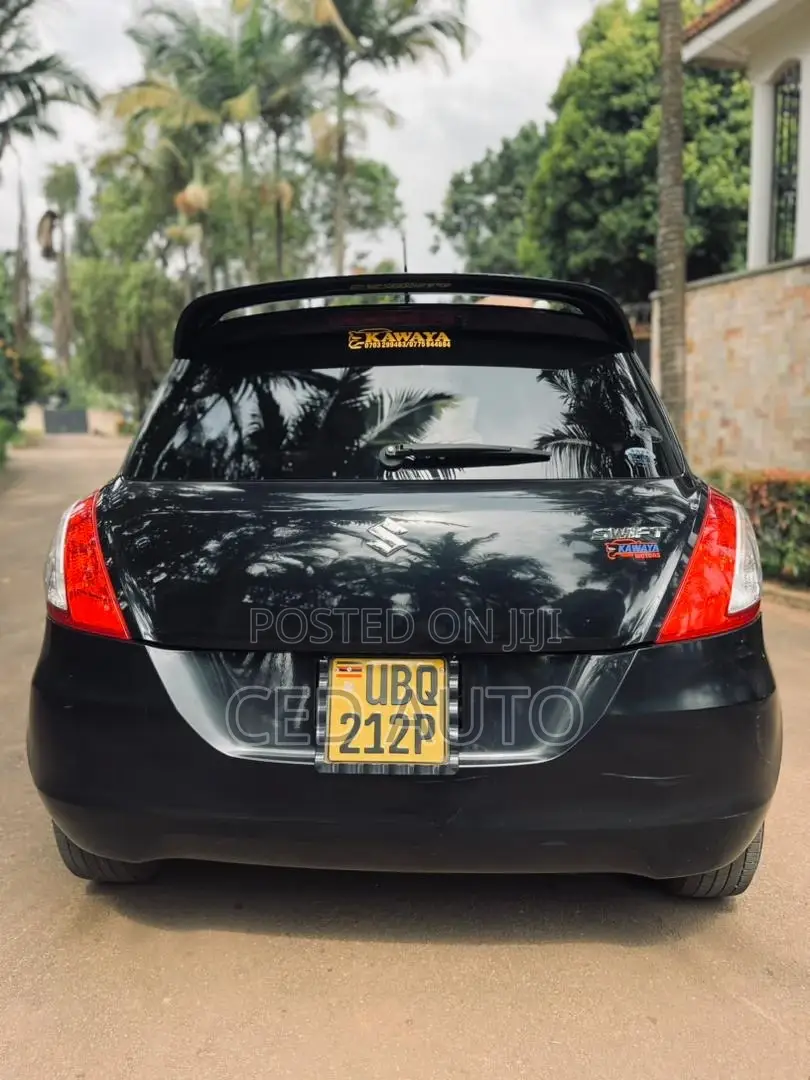 Suzuki Swift 2010 Black