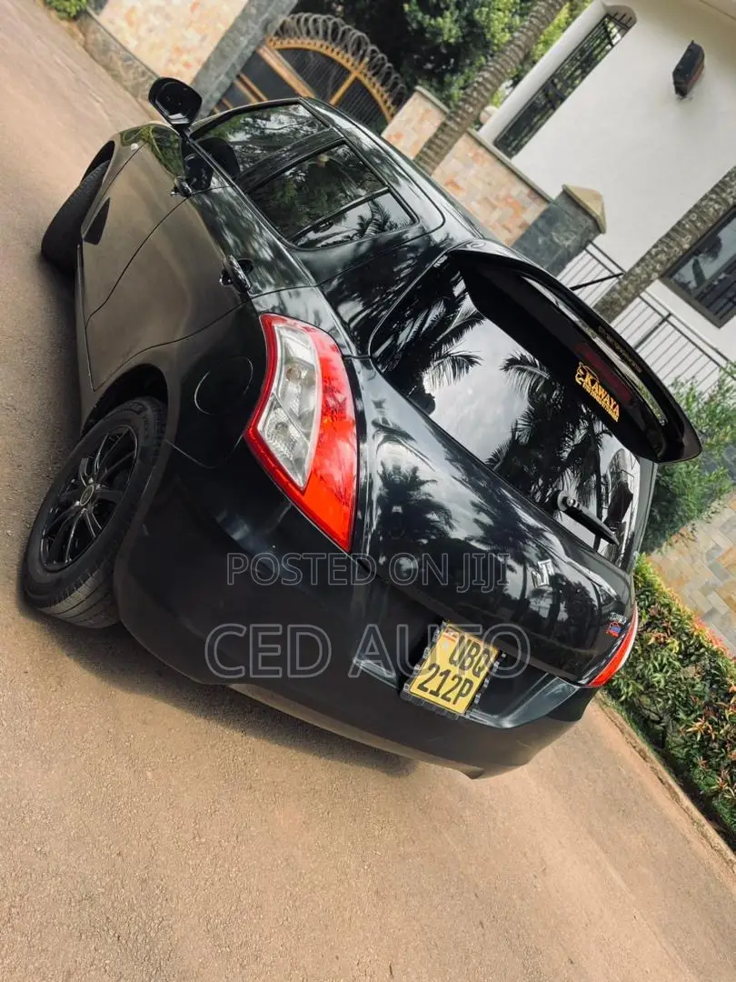 Suzuki Swift 2010 Black