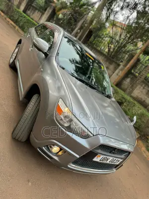 Mitsubishi RVR 2010 Silver