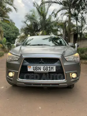Mitsubishi RVR 2010 Silver