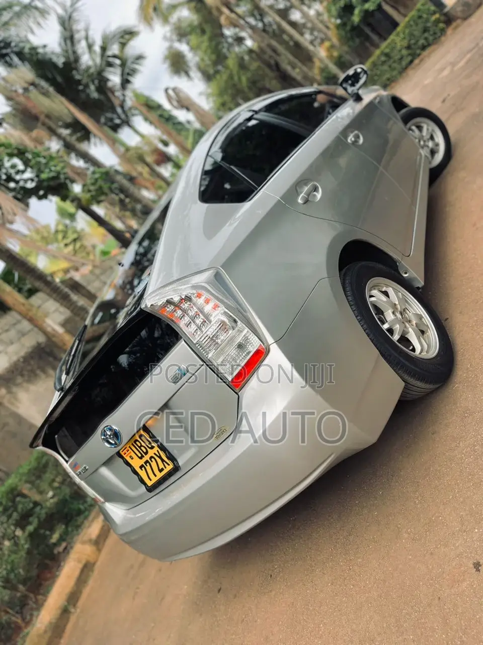 Toyota Prius 2012 Silver