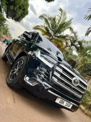 Toyota Land Cruiser 2015 Black