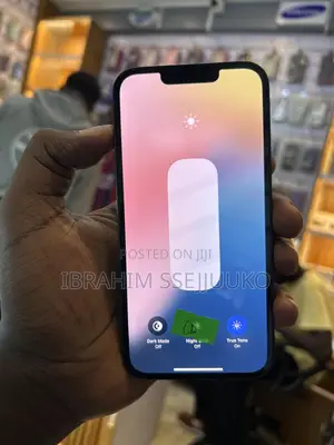 Apple iPhone 13 128 GB Green