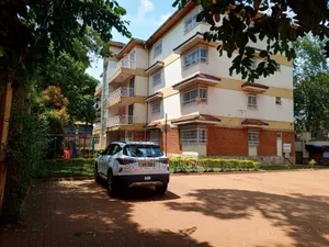 3bdrm Apartment in Kololo Property, Central Division for rent