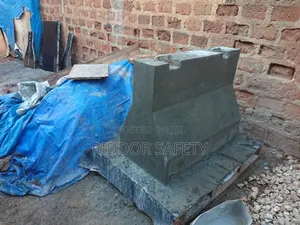 Jersey Barriers Rsi 409 / Road Barriers