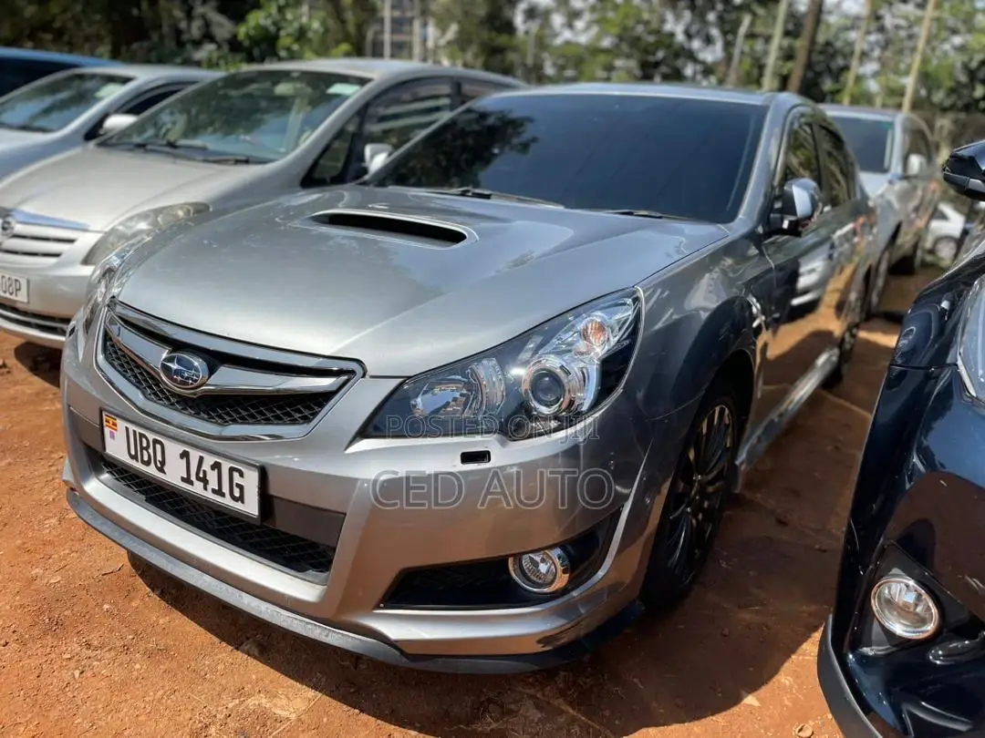 Subaru Legacy 2010 Gray
