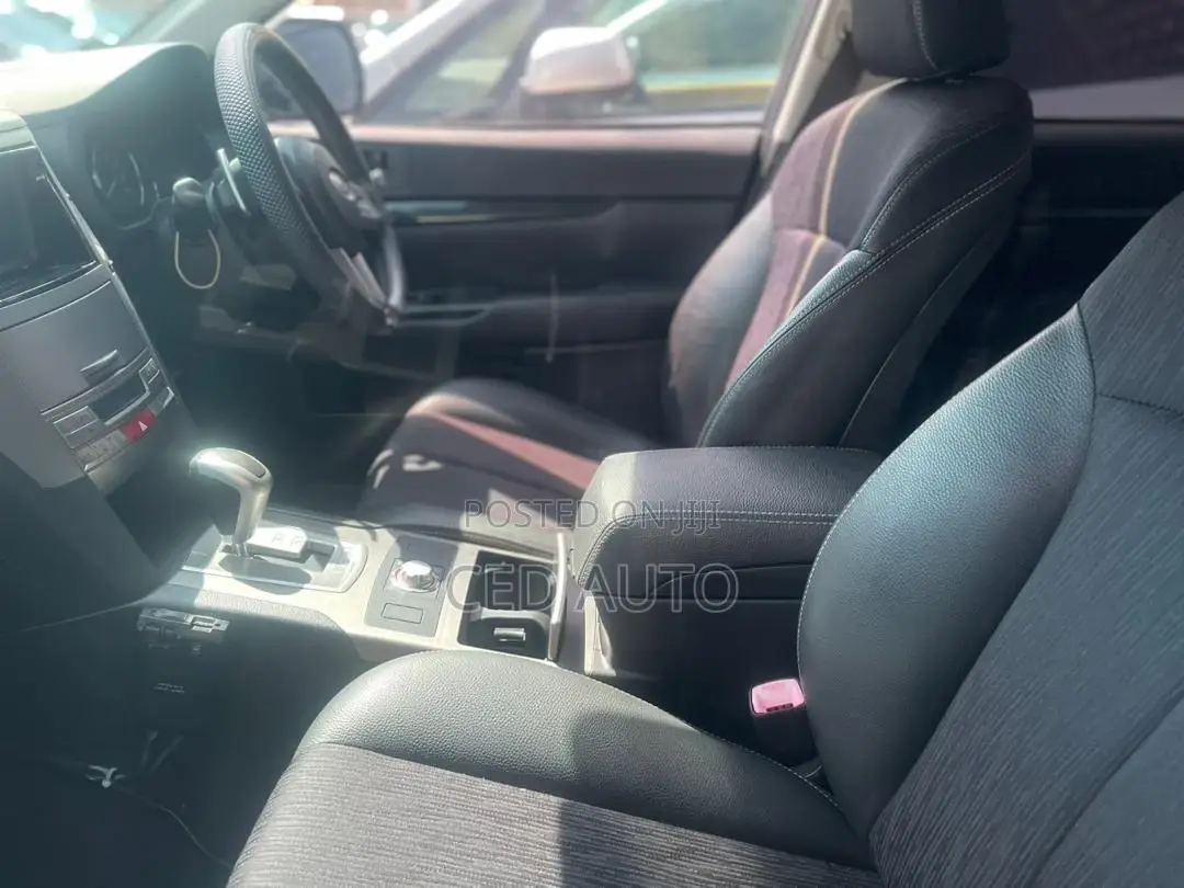 Subaru Legacy 2010 Gray