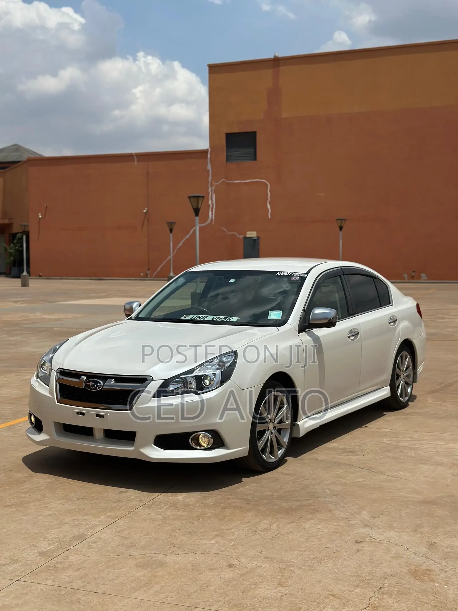 Subaru Legacy 2014 White