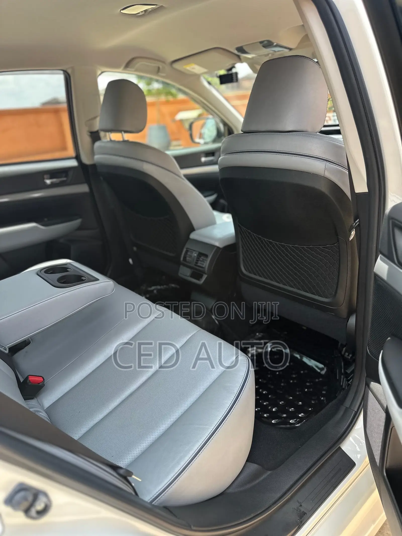 Subaru Legacy 2014 White