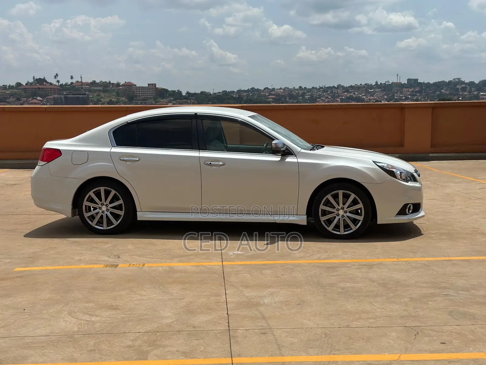 Subaru Legacy 2014 White