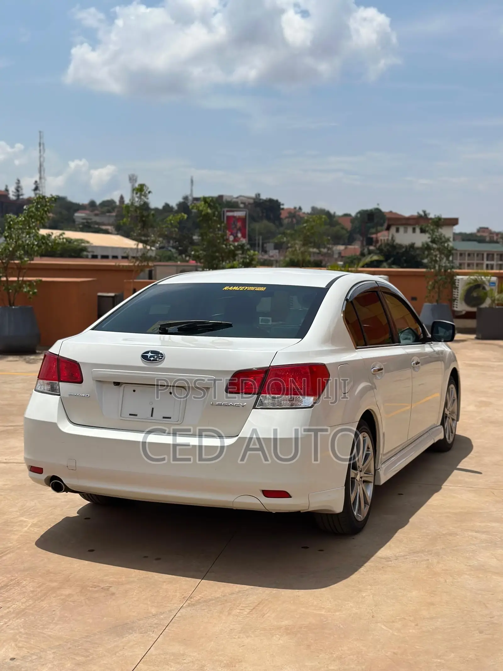 Subaru Legacy 2014 White
