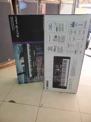 Yamaha Key Board PSR-E473 / Piano