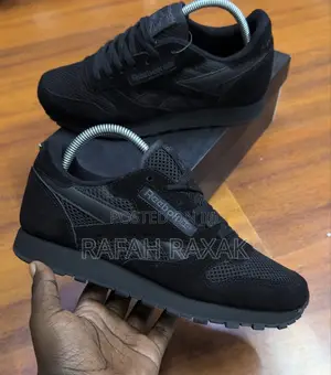Original Men’S Black Classic Reebok Sneakers