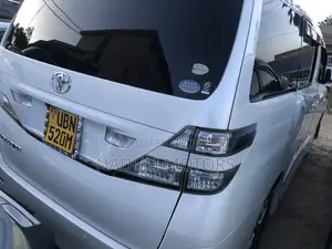 Toyota Vellfire 2016