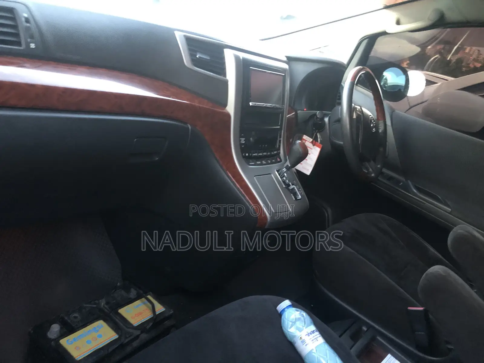 Toyota Vellfire 2016