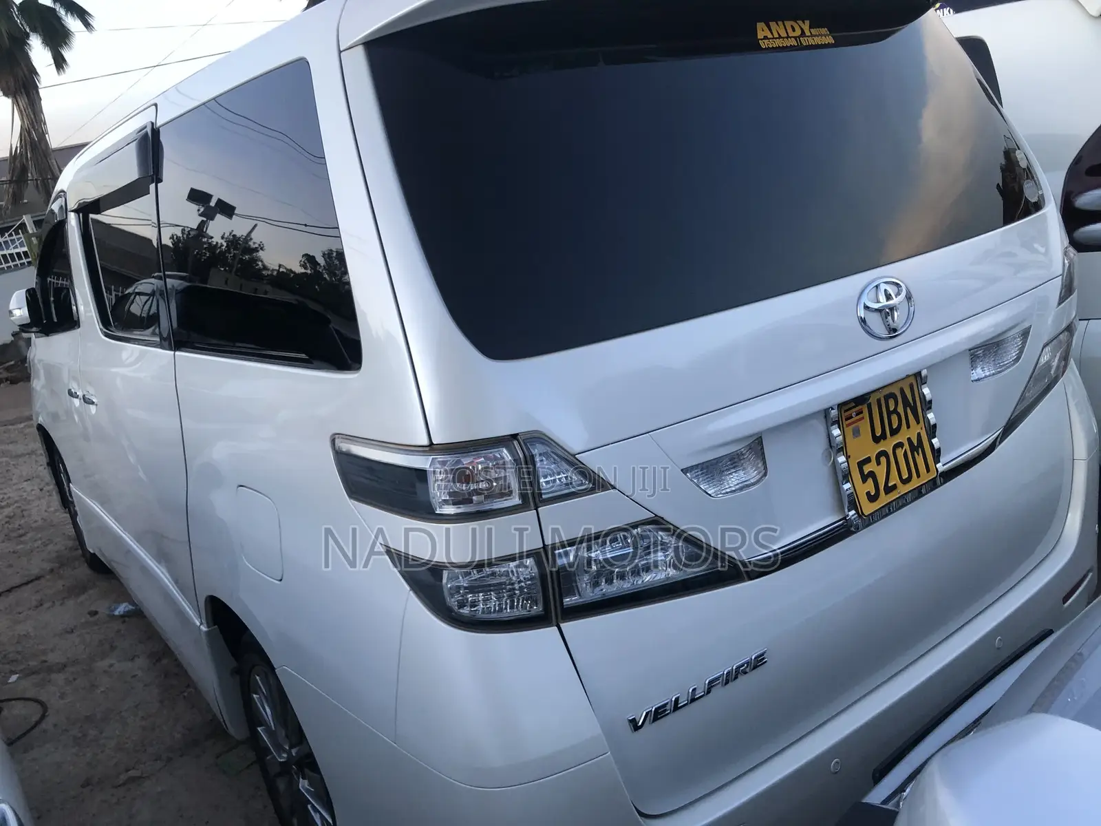 Toyota Vellfire 2016