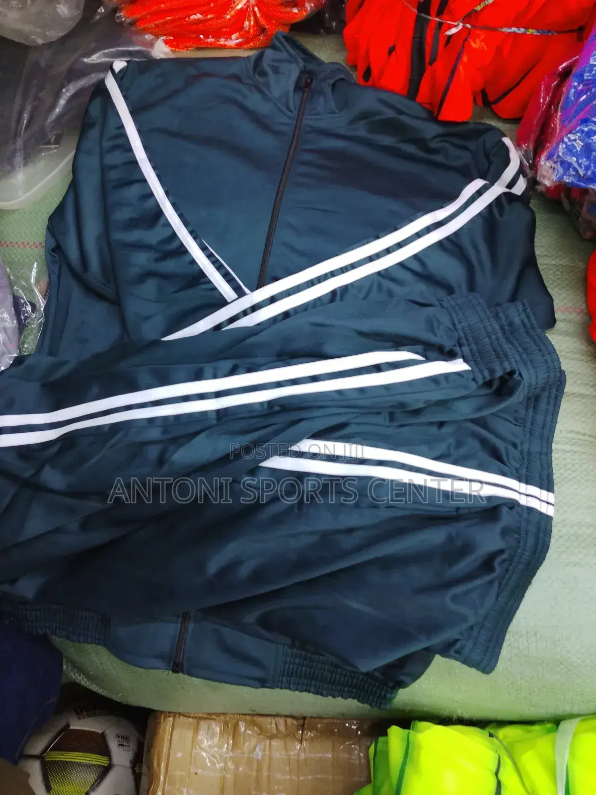 Track Suit Adidas