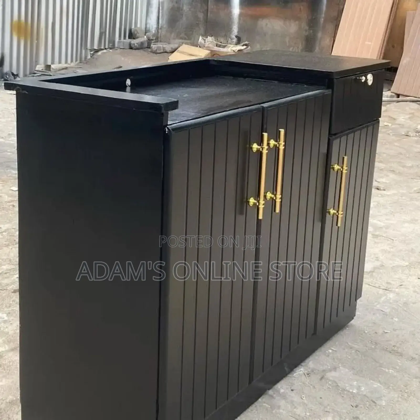 Black Kictech Cabinet