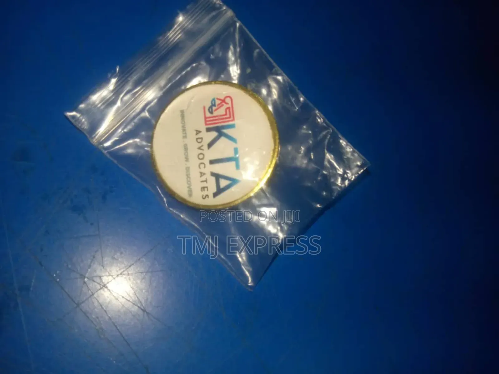 Epoxy Branded Lapel Pins