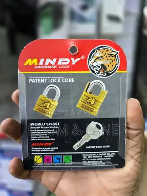 Standard Mindy Hardware Padlock