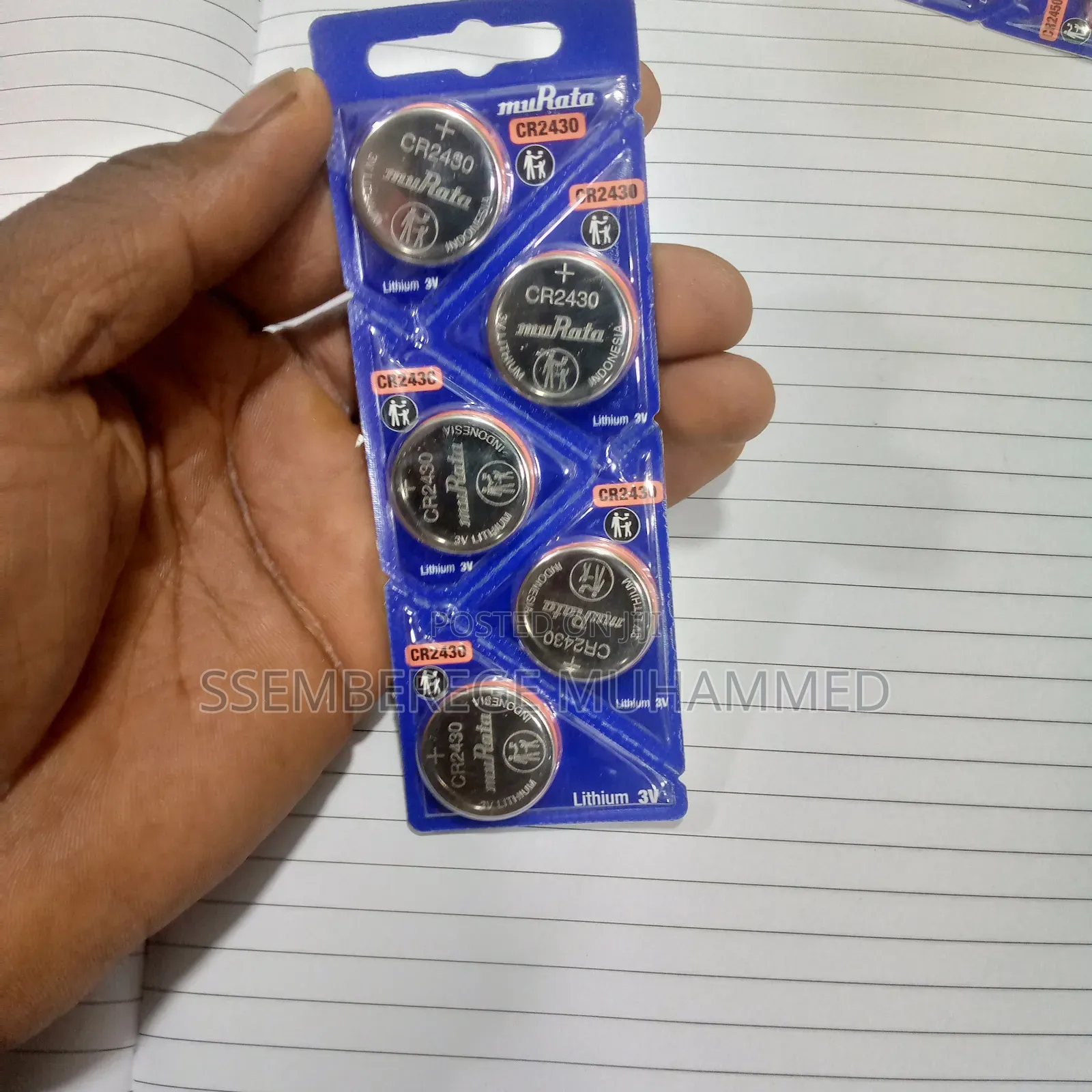 Batteries Cr 2430