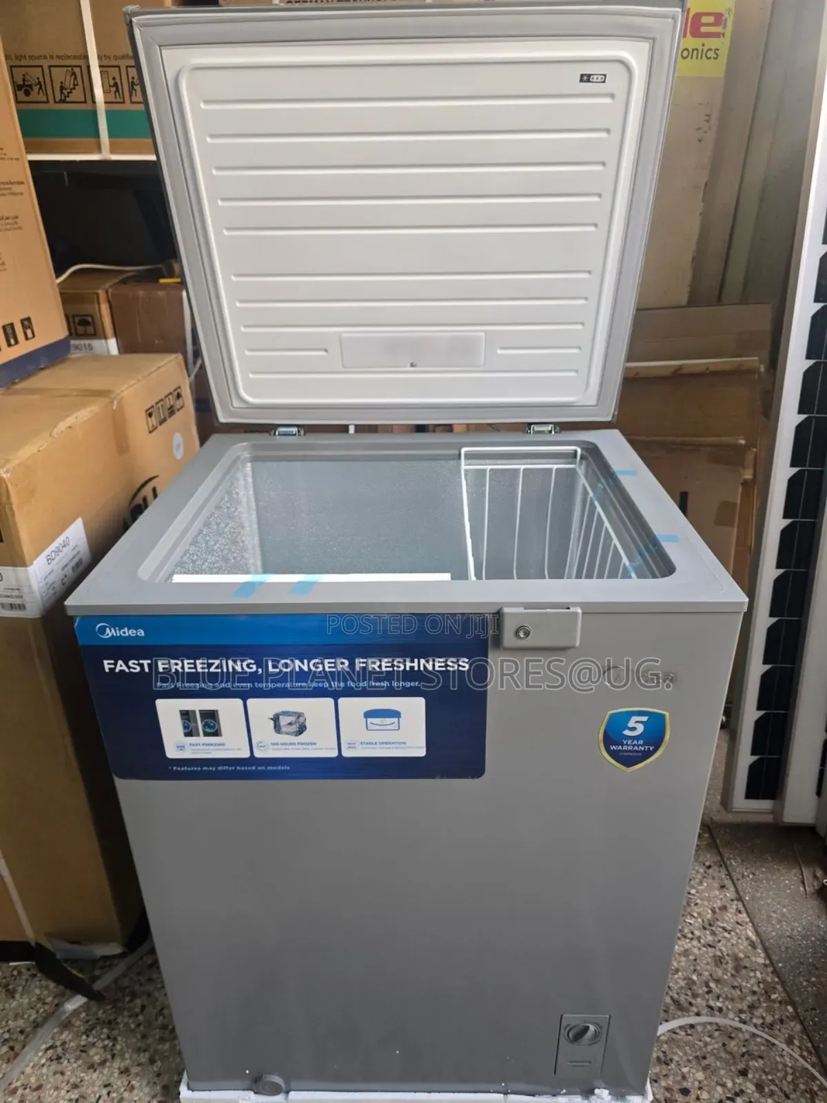 Midea 180litres Chest/Deep Freezers \\ Wd186wa.