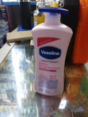 Vaseline Daily Brightening