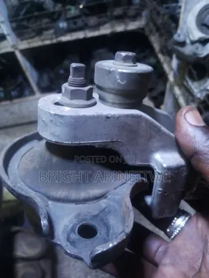 Engine Mounting for Honda Fit