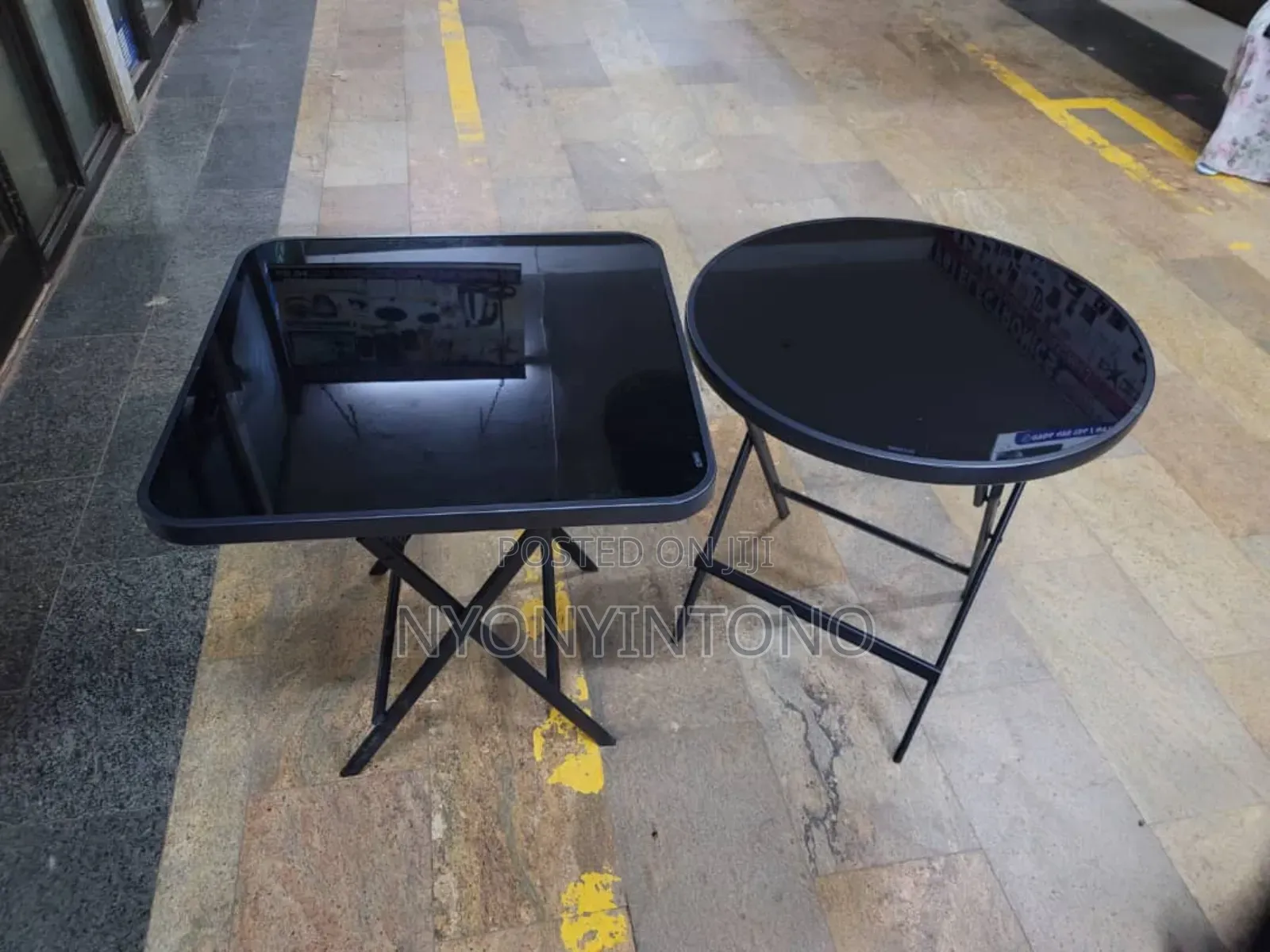 Unique Glass Reading Or Dinning Table With Metallic Frame