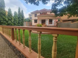 3bdrm Duplex in Kololo Property, Central Division for rent