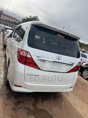 Toyota Alphard 2010 White