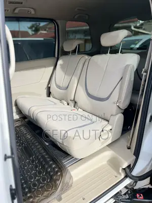 Mazda Biante 2008 White
