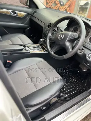 Mercedes-Benz C200 2010 White
