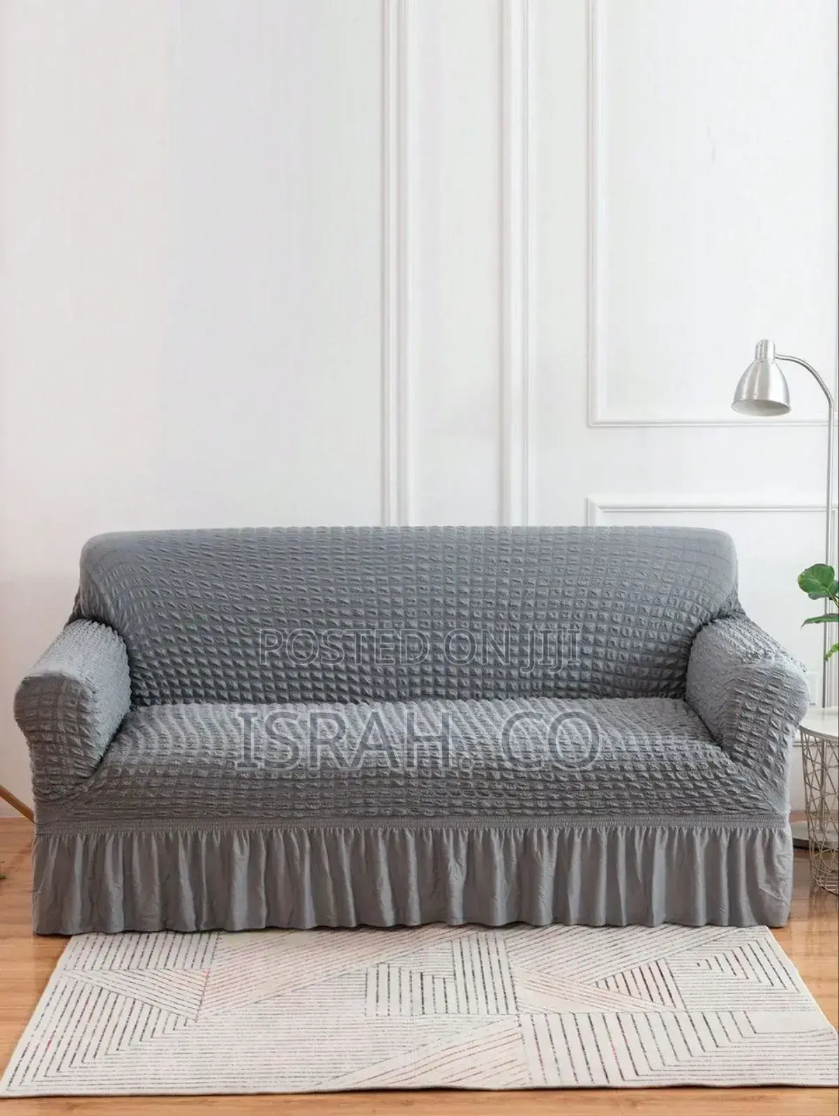 "Bubble Frill" Sofa Cover