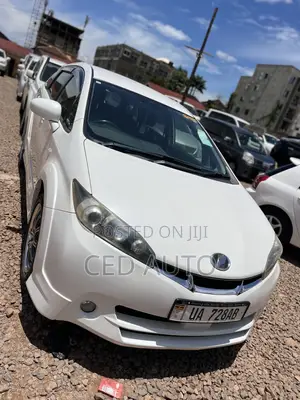 Toyota Wish 2011 White