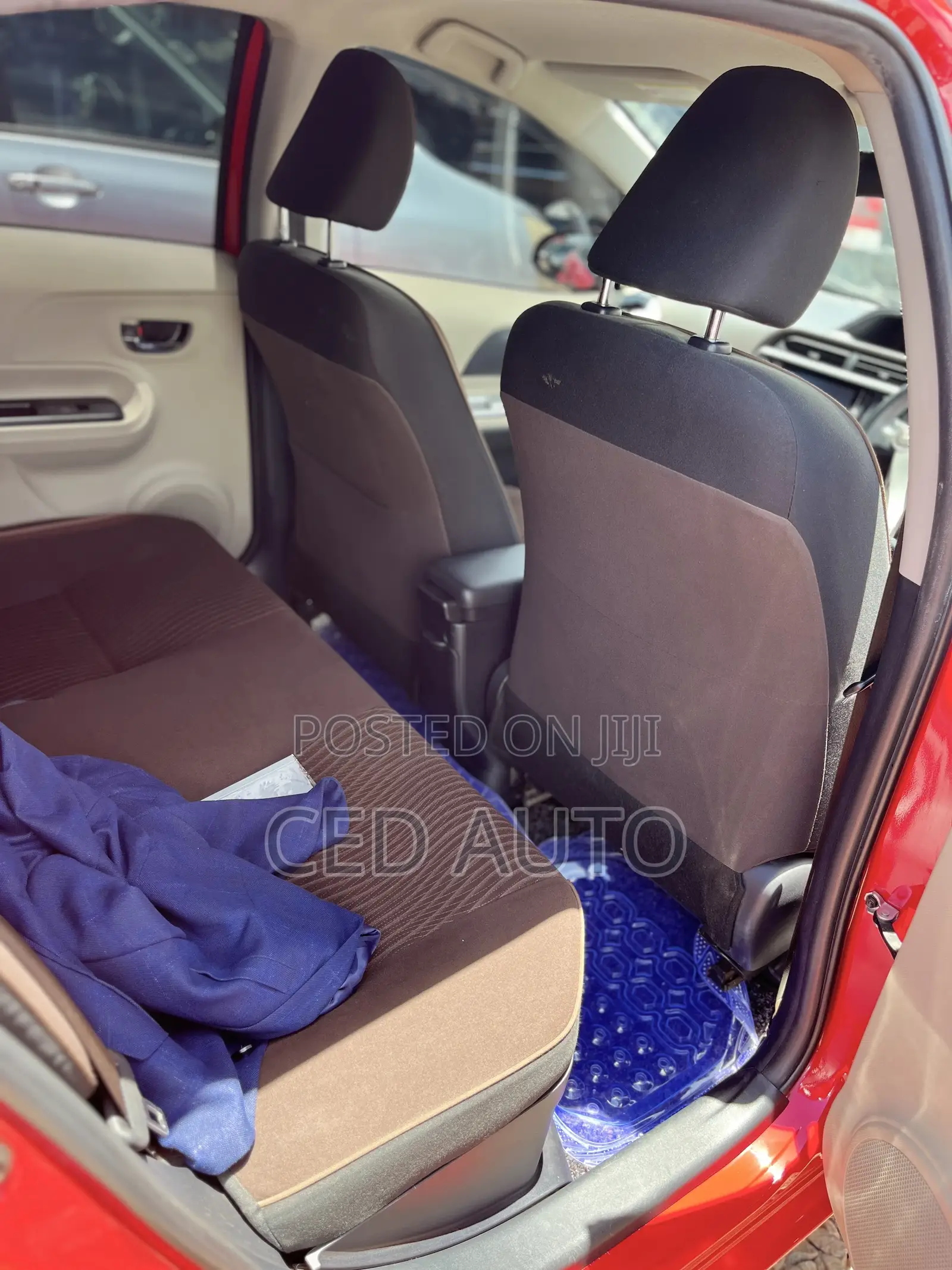 Toyota Aqua 2013 Red
