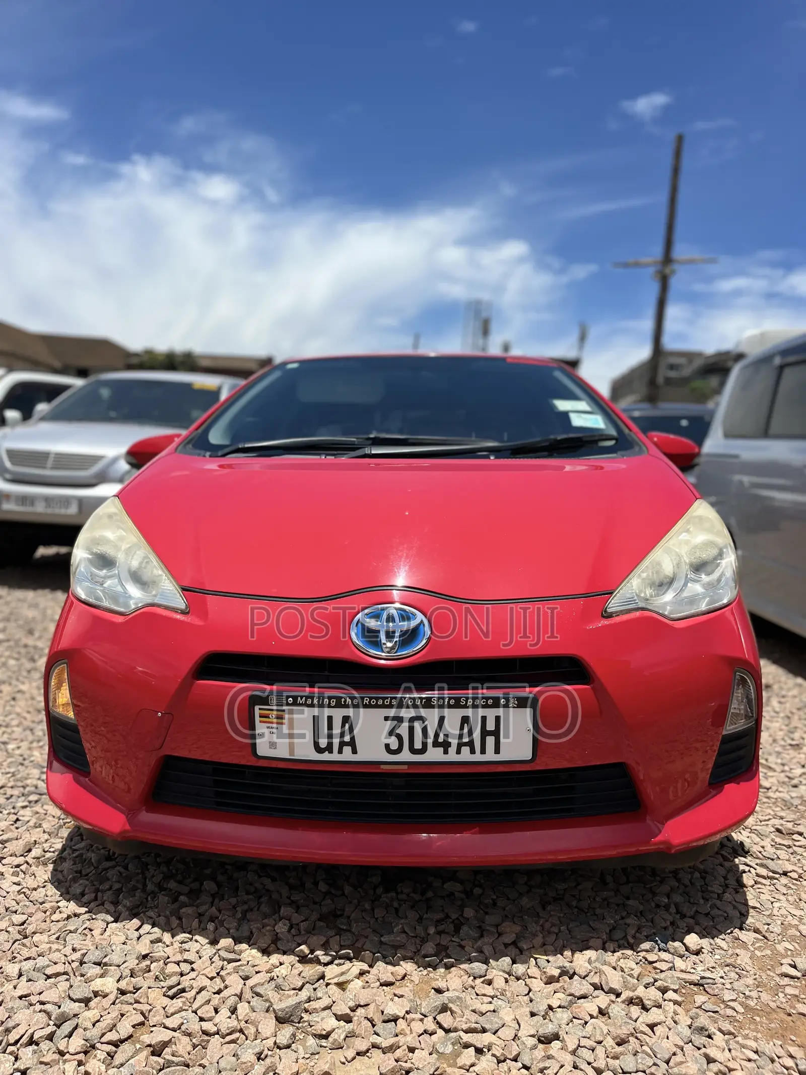 Toyota Aqua 2013 Red