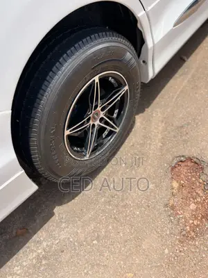 Toyota Noah 2014 White