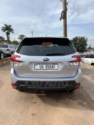 Subaru Forester 2018 Silver
