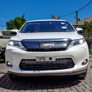 Toyota Harrier 2.0 2015 White