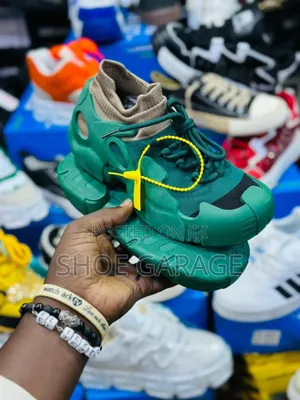 Best Lady Sneakers