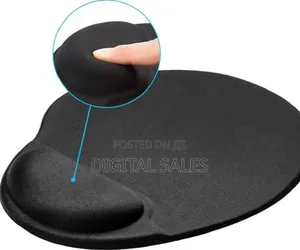 Mousepad With Gel Wrist Support