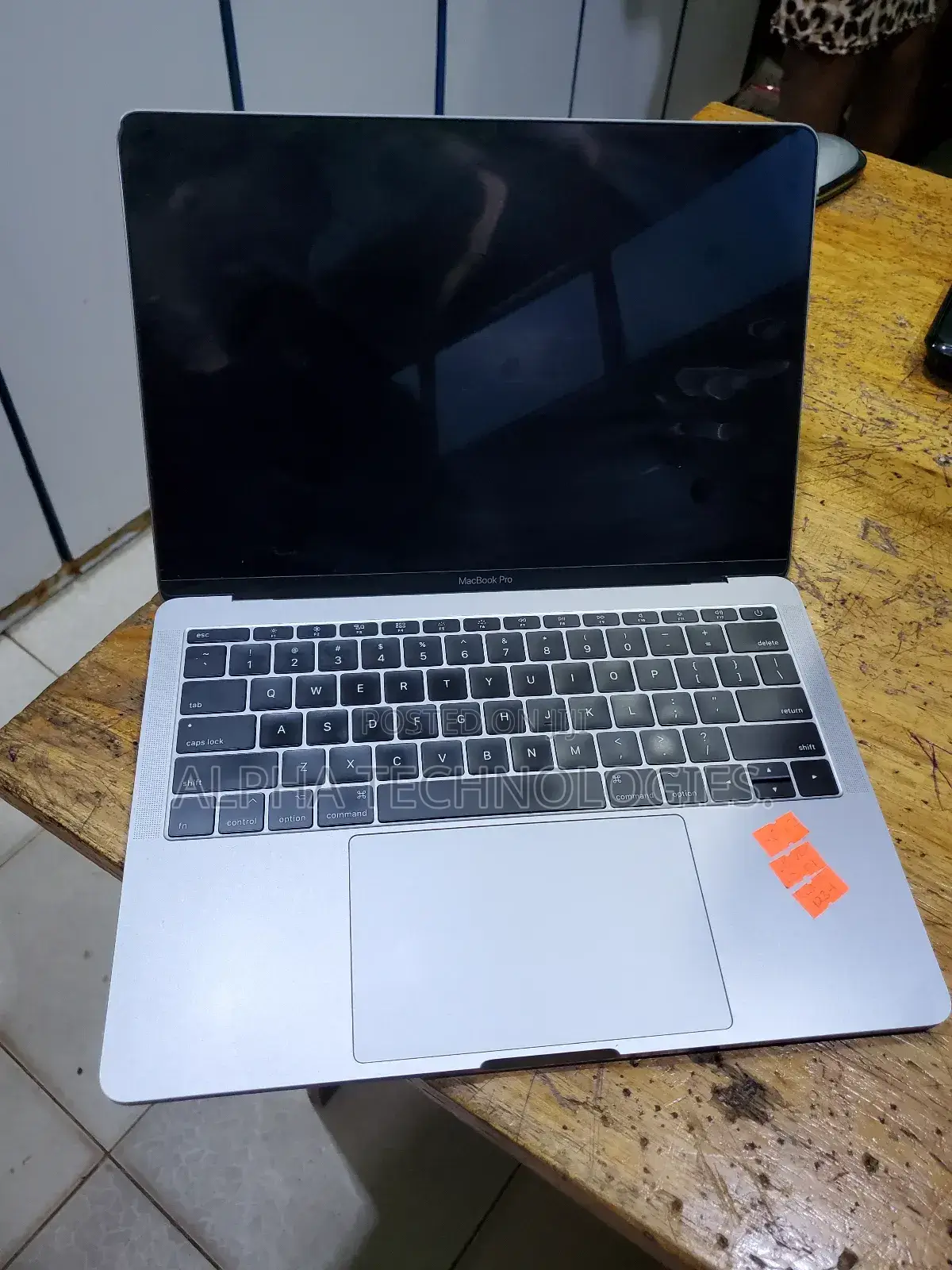 Laptop Apple MacBook Pro 2017 8GB Intel Core I7 SSD 256GB
