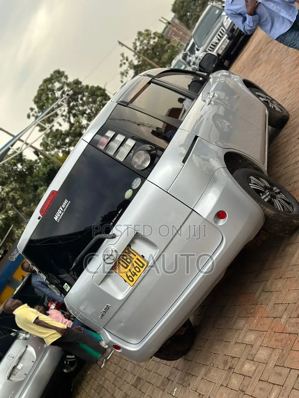 Toyota Sienta 2008 Silver