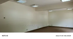 2bdrm Block of Flats in Fs Properties Ltd, Central Division for rent