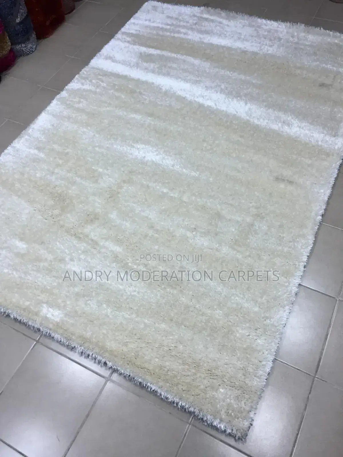 Pure White Fluffy Centre Rugs